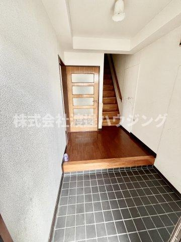 タウンハイツ穂積の玄関