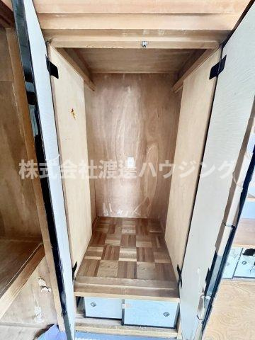タウンハイツ穂積の玄関
