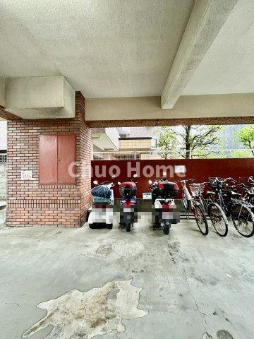 サンシャインハイツの駐車場|【バイク置場】最新の空き状況や費用などの詳細は担当スタッフまでお問い合わせください。
