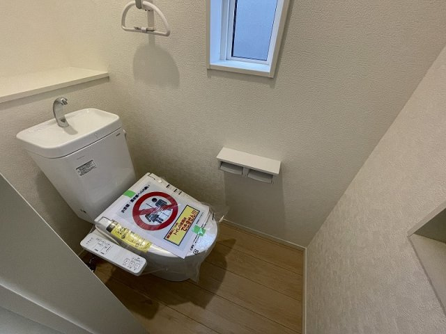 各務原市那加宮浦町　１号棟|2階にもトイレがあります。