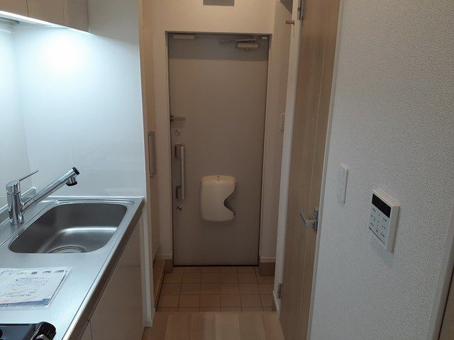 ガゾンの玄関