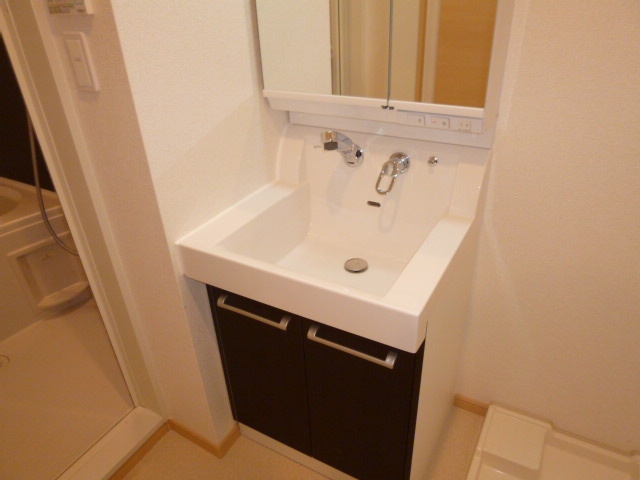 グレイスＫＩＫＫＡＷＡの独立洗面台|シャンプードレッサー