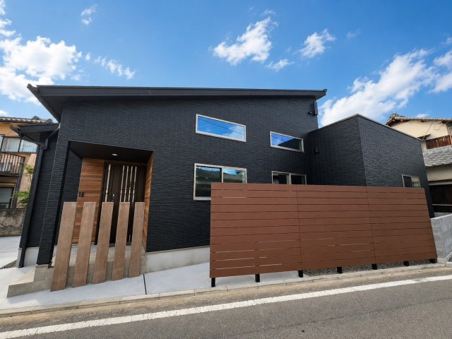 高岡町 平屋