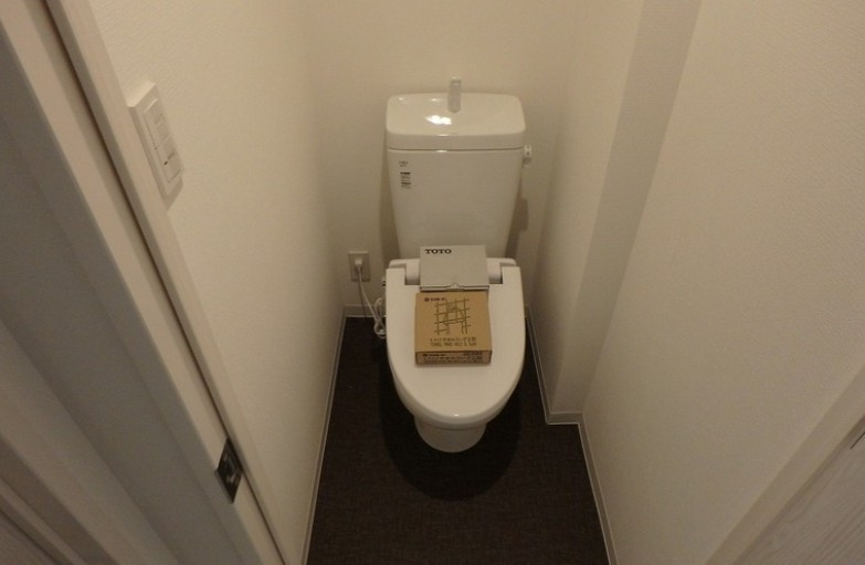 【トイレ】