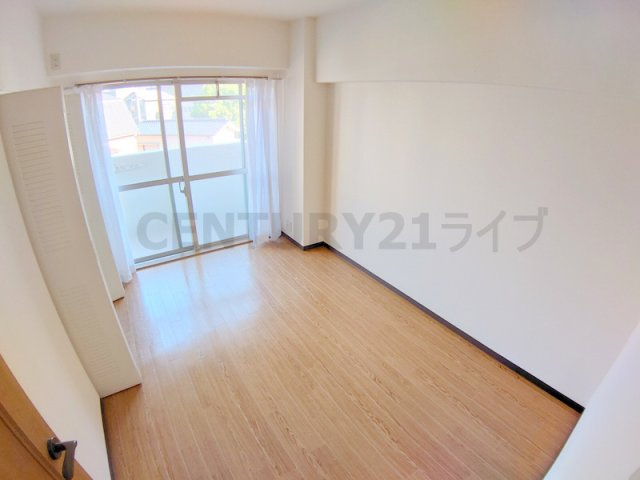 【寝室】 | インペリアル花屋敷