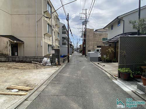上京区寺今町 新築戸建(C号地)の前面道路含む現地写真