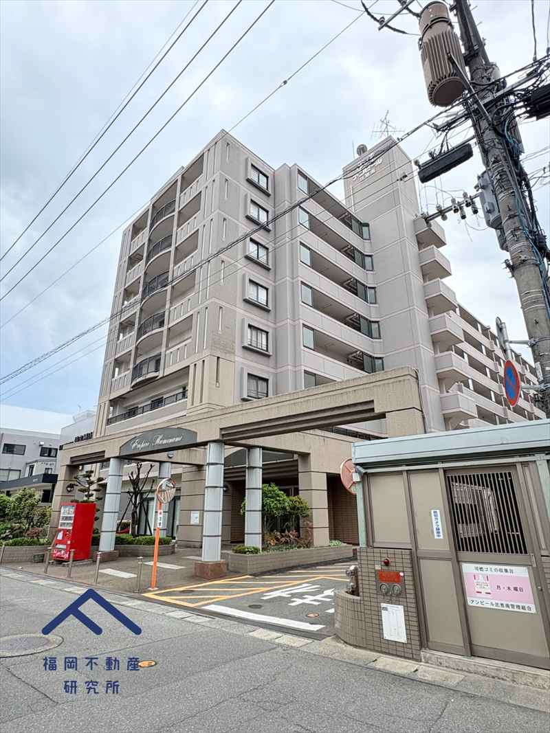 アンピール比恵南の外観