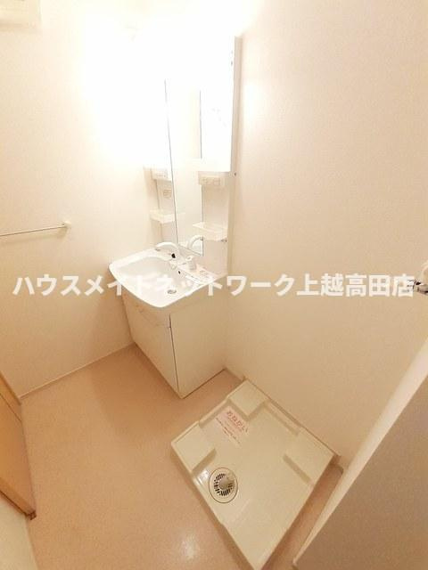 シーダー・フォレストの洗面所|洗髪洗面化粧台・洗濯機置場
