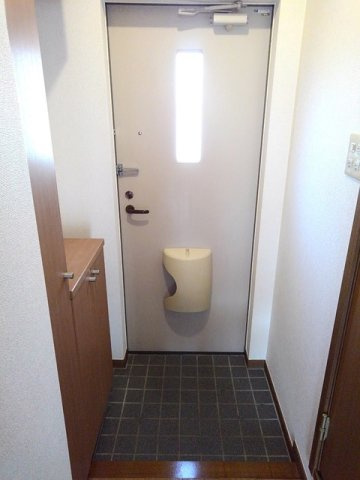 シャンブレーヌ　Ａの玄関|シンプルで使いやすい玄関です