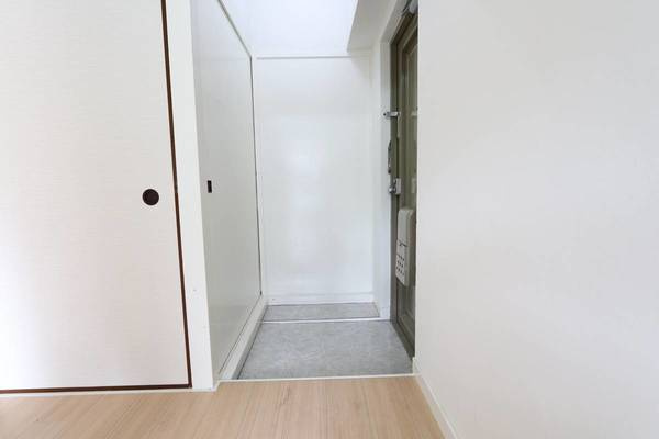 ビレッジハウス宮ヶ迫1号棟の玄関|ビレッジハウスの同一物件・同一タイプの間取りの写真です