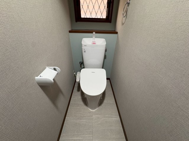 下畑町　中古戸建てのトイレ|清潔感のあるトイレです