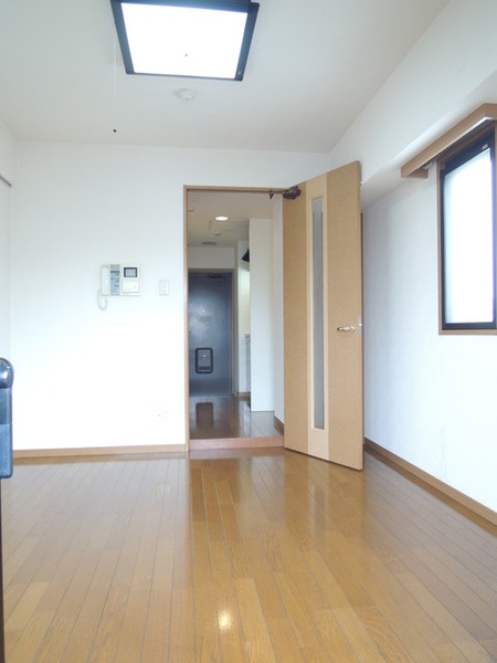 横浜市南区永楽町１丁目の賃貸マンションの寝室
