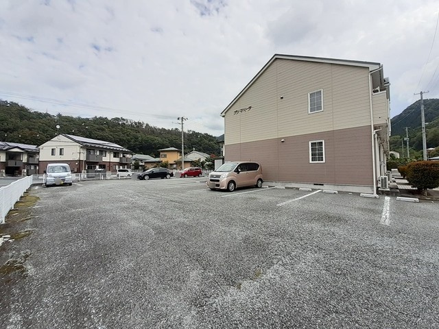 プリマベーラの駐車場|駐車場