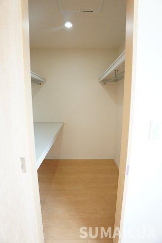 シャーメゾン三郎２丁目の収納