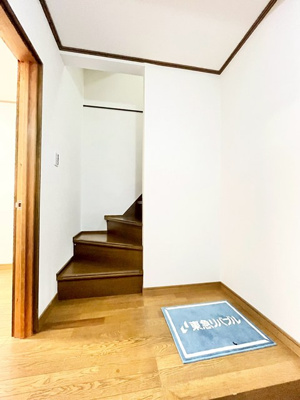 【内装】 | 豊中市服部寿町２丁目中古戸建 | 弊社のファイナンシャルプランナーより、将来に向けた資金計画・住宅ローンの無料相談が皆様に大変ご好評頂いております！物件ご購入の前に、まずはお気軽にご相談くださいませ。