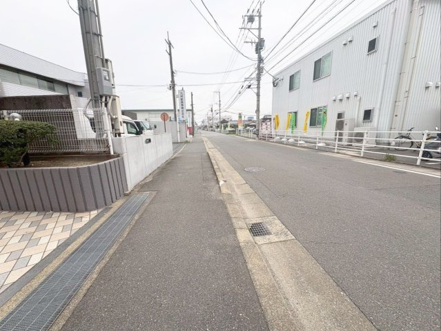 ラポール板付の周辺|前面道路の様子です！