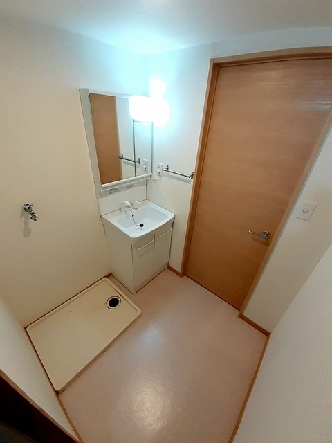 中尾壱番館の洗面所