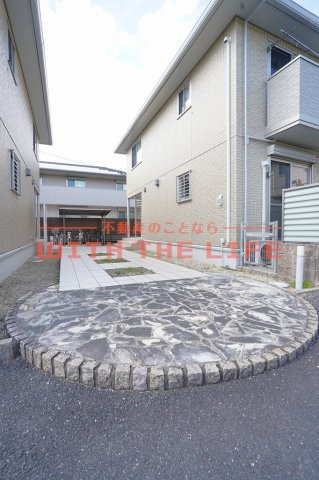 カーサベルデ【キャッシュバック対象】のエントランス|エントランスです