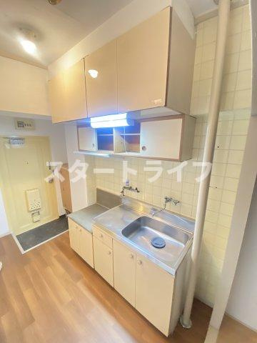 大阪市淀川区西中島４丁目の賃貸マンションのキッチン