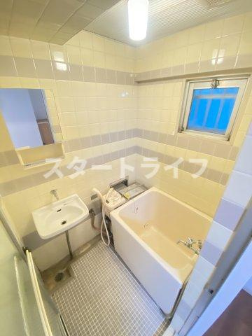 大阪市淀川区西中島４丁目の賃貸マンションの浴室