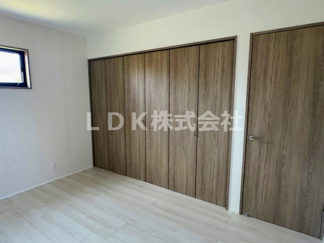 【洋室】 | 未入居戸建／ふじみ野市上福岡３丁目（全1棟） | 1F／洋室6.0帖／収納