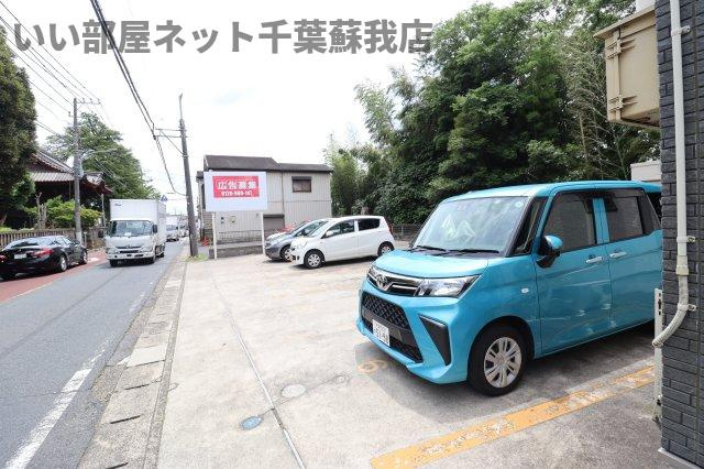 コスモス千葉寺の駐車場|駐車場完備です