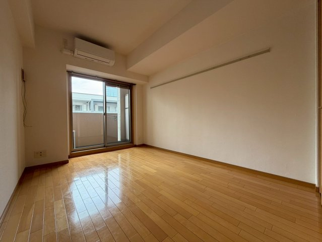 プレサンス心斎橋タイミックスの居間・リビング