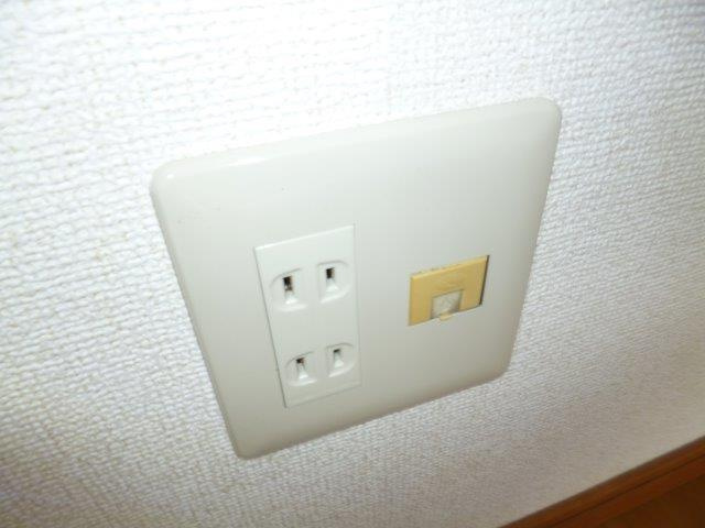 ニューマリッチ羽島の設備|電話モジュラー