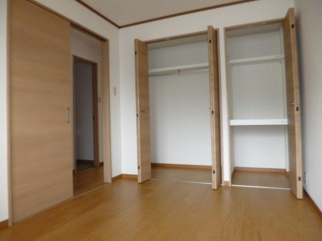 ニューマリッチ羽島の収納|洋室