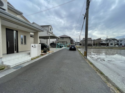 【前面道路含む現地写真】 | 守山市川田町