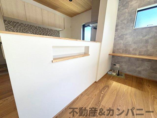 南梅本町の新築のおうち　松山市南梅本町新築戸建の内装|カウンターニッチです
