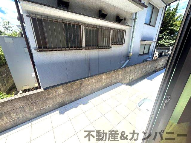 南梅本町の新築のおうち　松山市南梅本町新築戸建のその他|リビングからみた外です
