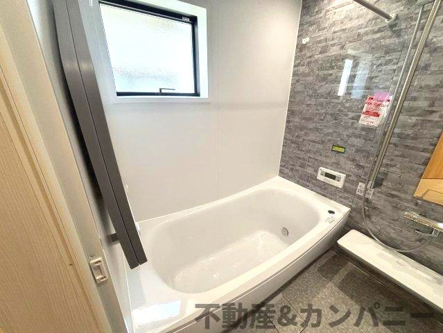 南梅本町の新築のおうち　松山市南梅本町新築戸建の浴室|お風呂で日々の疲れを落としましょう