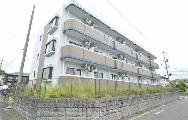トミヨシロンハイツの外観