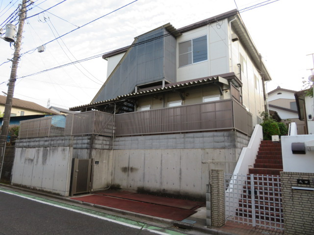 さいたま市緑区東浦和８丁目の店舗事務所