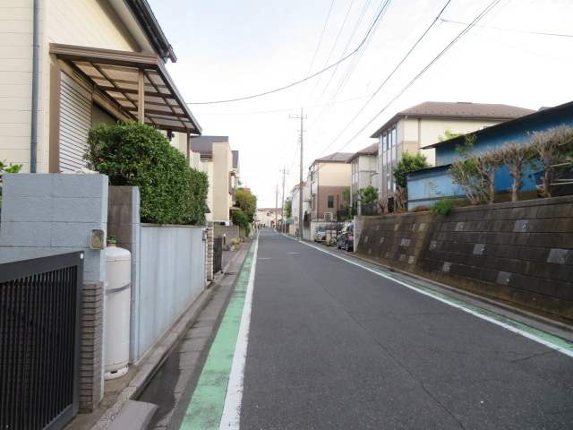 さいたま市緑区東浦和８丁目の店舗事務所の周辺