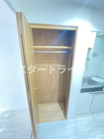 大阪市東淀川区東中島２丁目の賃貸マンションの収納