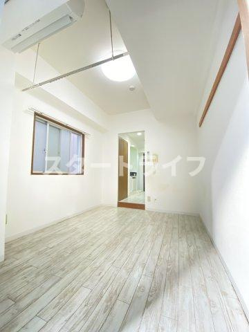 大阪市東淀川区東中島２丁目の賃貸マンションの寝室