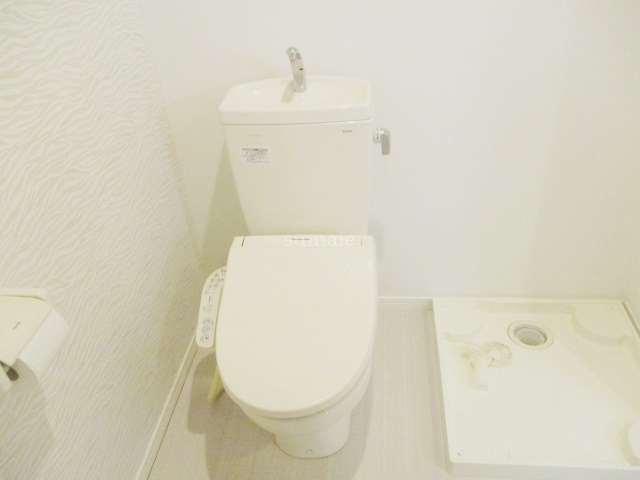 Chocolat Akabaneのトイレ|温水洗浄便座付トイレです☆
