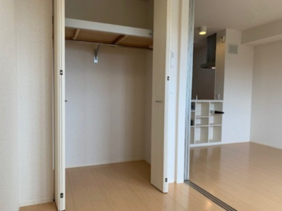 【収納】 | シャトン | 反転間取り別部屋写真です。