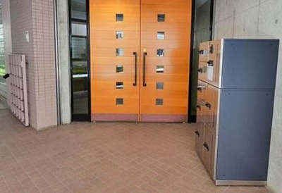 【エントランス】 | マホロバ | 落ち着いたエントランスです