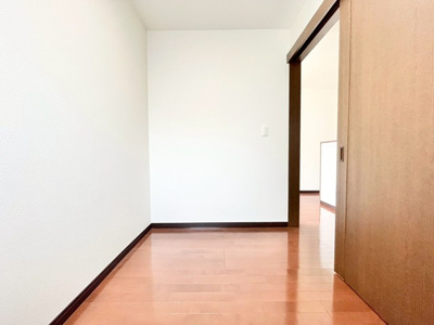 【収納】 | 豊中市夕日丘２丁目中古戸建 | エイブル売買事業部では、箕面市・豊中市・吹田市・池田市・茨木市・高槻市の北摂エリア全域で、物件のご紹介を致しております。北摂エリアにて購入物件をお探しの際は、当社までお問合せ下さいませ。