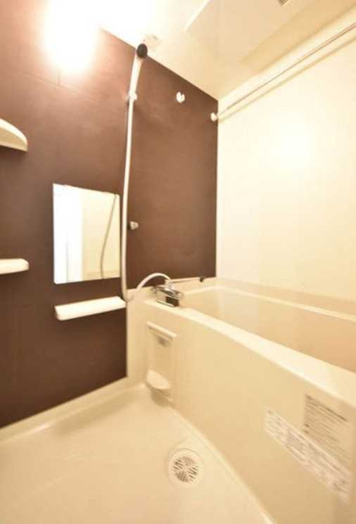 オークハウス三軒茶屋　築浅　ペット相談　ネット０　礼金0の浴室