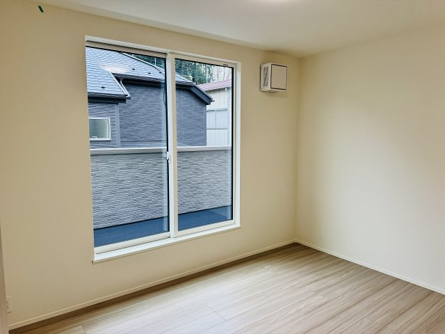 八王子市　川口町　新築一戸建て　１１期の子供部屋|～2階バルコニーに面している6.0帖の洋室です～