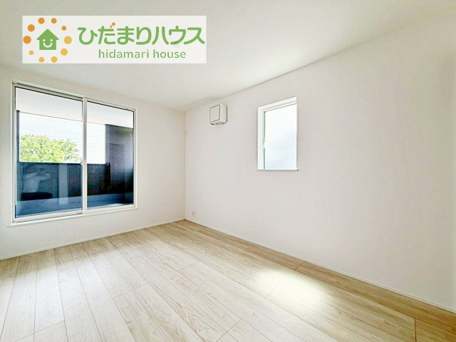 【寝室】 | 我孫子市青山第1期　新築戸建　5号棟 | 広めの主寝室は、ベッドの他にもパソコンデスクやドレッサーなども置けちゃいます(*^-^*)