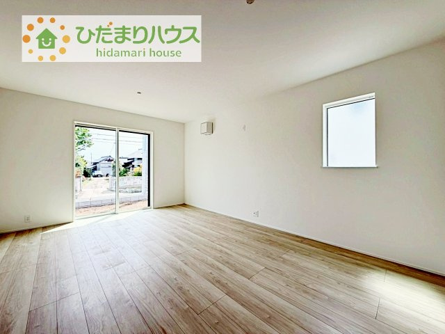 【居間・リビング】 | 我孫子市青山第1期　新築戸建　5号棟 | 早くお仕事終わらせて、家に帰りたくなるようなリビングです(^^♪