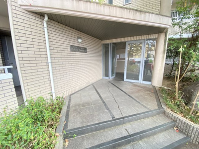 【エントランス】 | メゾン川口