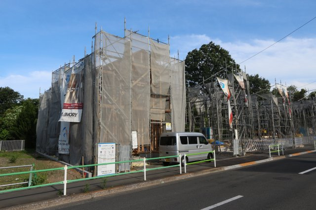 【GARBOCITY】小平回田町全10区画　残７棟の外観|業務スーパー徒歩２分・いなげや徒歩３分など毎日のお買物便利です。