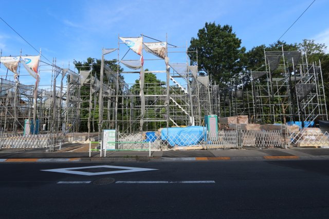 【GARBOCITY】小平回田町全10区画　残７棟の外観|雨の日の強い味方！浴室換気乾燥機付きユニットバスで洗濯物が乾かせます