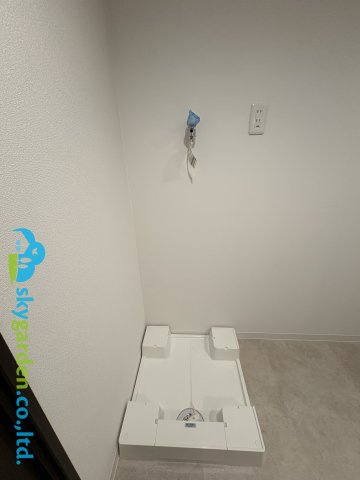 コスモ茅ヶ崎プレシオのランドリースペース